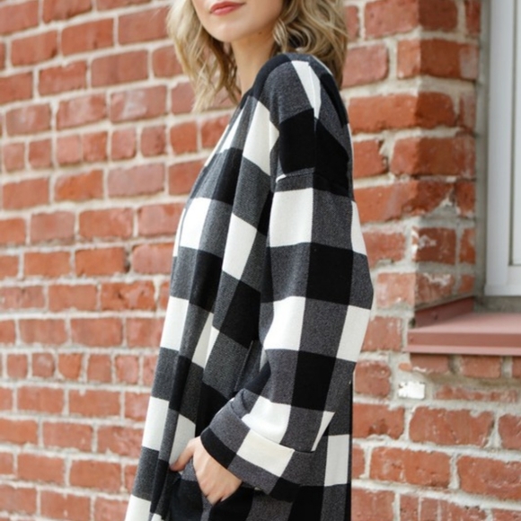 Buffalo Plaid Open Cardigan - Picture 3 of 6
